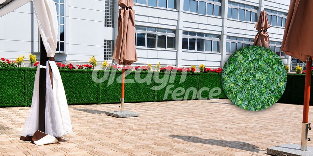 fake-grass-privacy-fence-prices